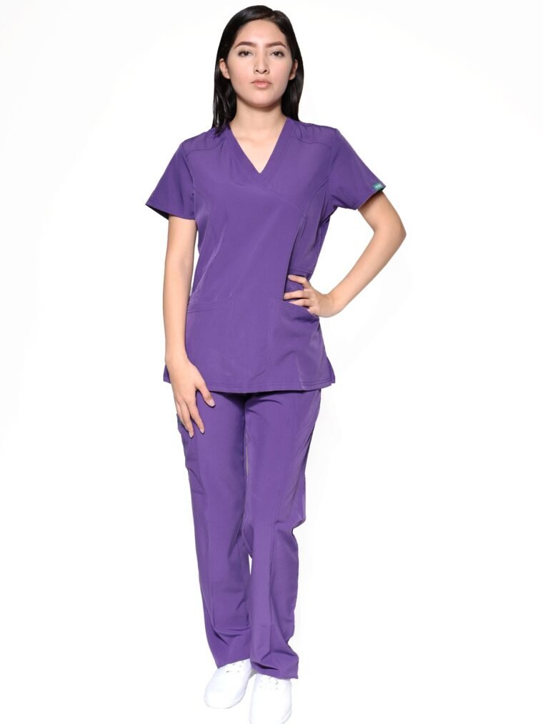 Conjunto uniforme quirúrgico repelente UVA dama - Instamedic